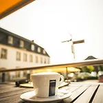 Luecke Hotel 4*