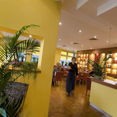 Hotel Luecke 4*