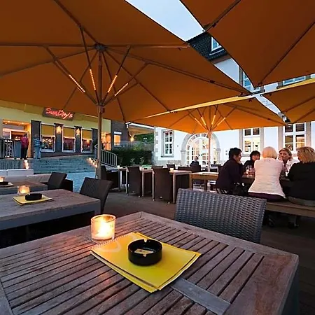 Luecke Hotel