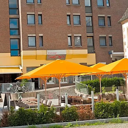 Luecke Szálloda 4*
