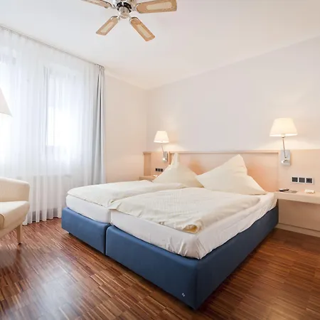 Luecke 4* Rheine